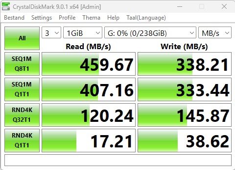 MX100 256Gb CDM.jpg