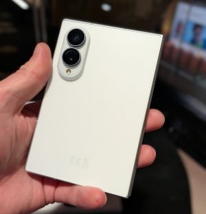 Samsung Galaxy Z Fold 8