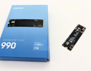 Samsung 990