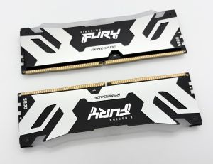 Kingston Fury Renegade 6400 MT/s 32 GB (2x16GB) KF564C32RSAK2-32