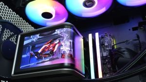 Bild zu Koeling: Asus ROG Ryuo IV 360 ARGB Review. Een diepe buiging voor het scherm van deze AIO-waterkoeler