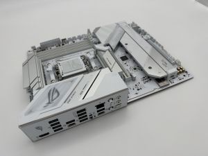 Asus ROG Strix B850-A Gaming WiFi 7 Neo is