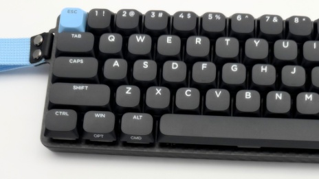 Epomaker Carbon 60 Review. Een bijzonder meeneemkeyboard