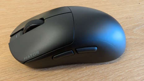 Hator Quasar 3S Ultima 8K Wireless. Deze lichte gamingmuis is erg comfortabel