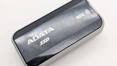 Adata Urban Tapsafe Review. Dit is de handigste, veilige externe ssd van dit moment