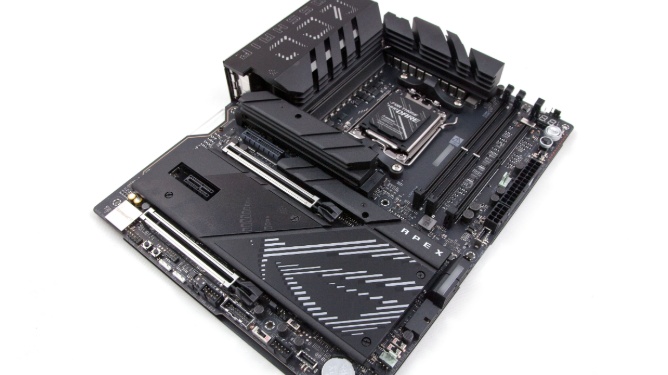 ASUS ROG Crosshair X870E APEX Review. Dit is bord is een droom voor AMD-overklokkers.