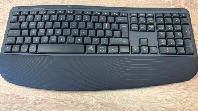 Logitech Signature Comfort Plus Combo MK880 Review, Een comfortabe muis en toetsenbord met een aantrekkelijke prijs
