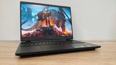 HP HyperX Omen 15 gaming laptop Review. Vlot gamen voor 2.000 euro