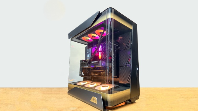 MSI MEG Maestro 900R Review. Dit is de meest ultieme pc-behuizing van dit moment en wij hebben hem getest
